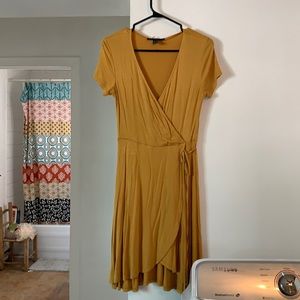 Wrap up dress - Streetweat society (M)